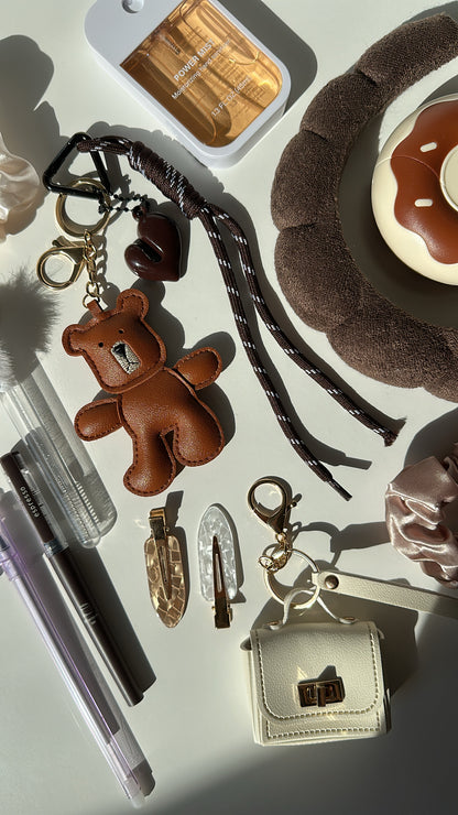 Charm Essentials Set – Bruin