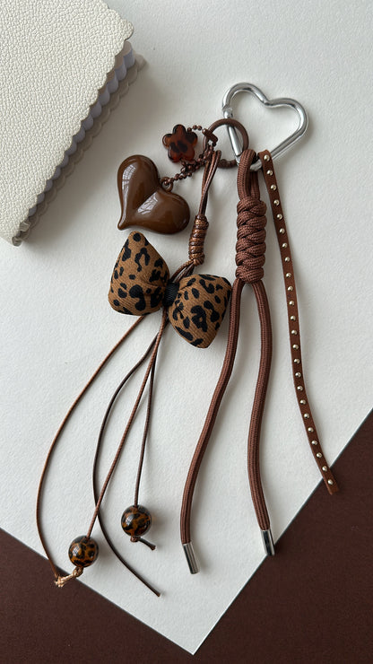 Cocoa Bow